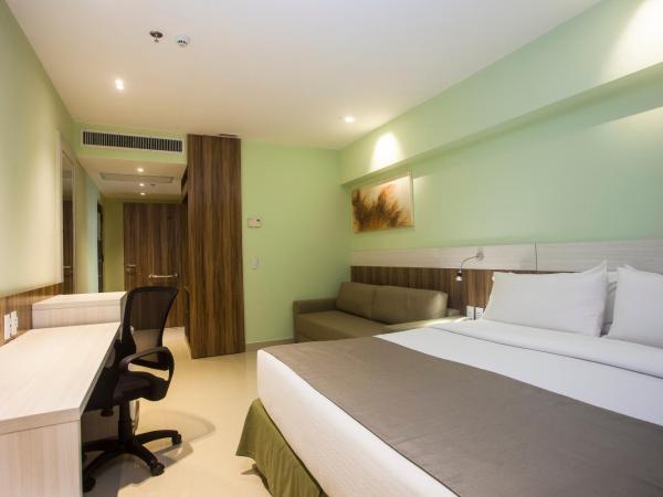Holiday Inn Natal, an IHG Hotel : photo 4 de la chambre chambre lit king-size avec canapé-lit - non-fumeurs
