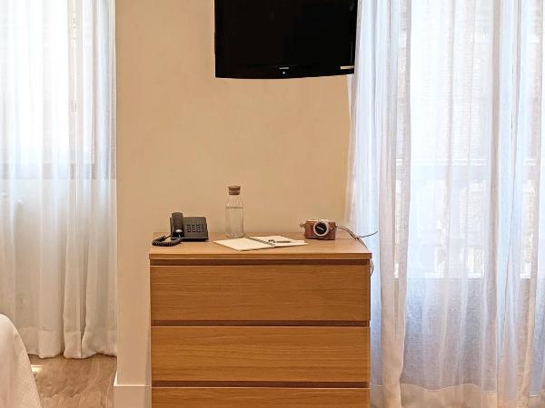 Hotel Boutique Astorga : photo 3 de la chambre chambre triple
