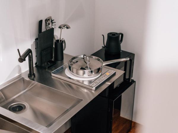 mizuka Daimyo 4 - unmanned hotel - : photo 9 de la chambre deluxe apartment - non pet friendly - no cleaning for consecutive night stays