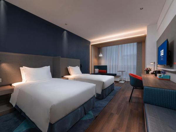 Holiday Inn Express Dongguan Humen, an IHG Hotel : photo 5 de la chambre hébergement 2 lits simples standard - vue sur ville