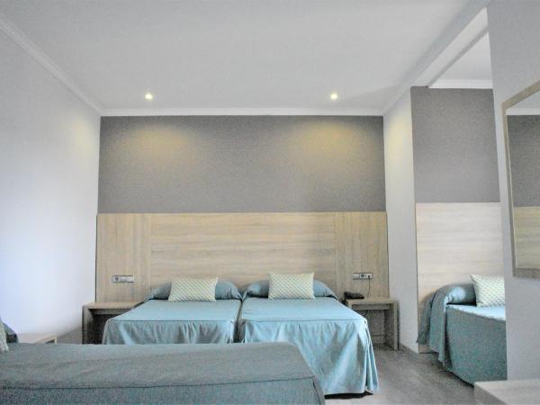 Ramblas Hotel : photo 1 de la chambre chambre double ou lits jumeaux avec 2 lits d'appoint