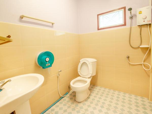 Golden Dragon Kanchanaburi : photo 3 de la chambre villa deluxe