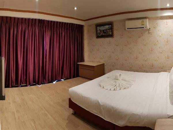 Golden Dragon Kanchanaburi : photo 5 de la chambre chambre familiale deluxe