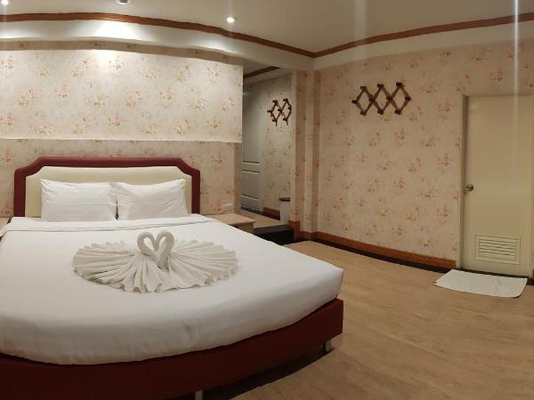 Golden Dragon Kanchanaburi : photo 7 de la chambre chambre familiale deluxe