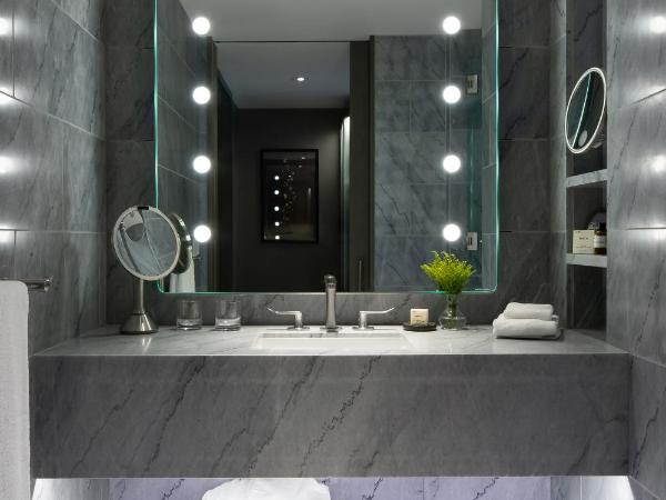 Fairmont Century Plaza Los Angeles : photo 4 de la chambre suite 1 chambre lit king-size avec 2 balcons