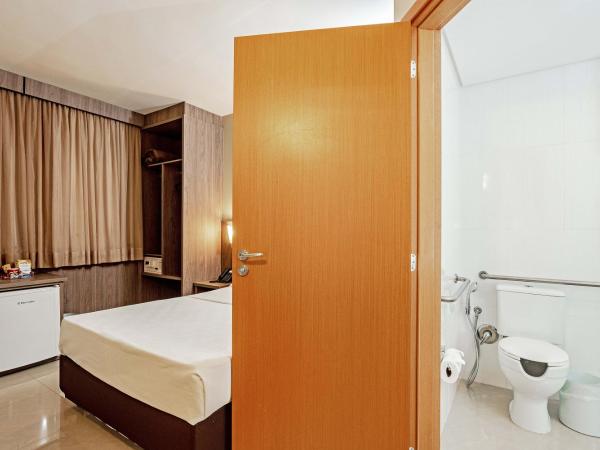 Slim Curitiba Av. das Torres by Slaviero Hotéis : photo 4 de la chambre chambre simple - accessible aux personnes à mobilité réduite