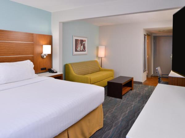 Holiday Inn Express & Suites Austin North Central, an IHG Hotel : photo 6 de la chambre chambre lit king-size - non-fumeurs