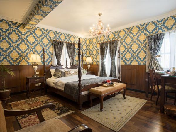 Baber Mahal Vilas - The Heritage Hotel : photo 7 de la chambre suite royale