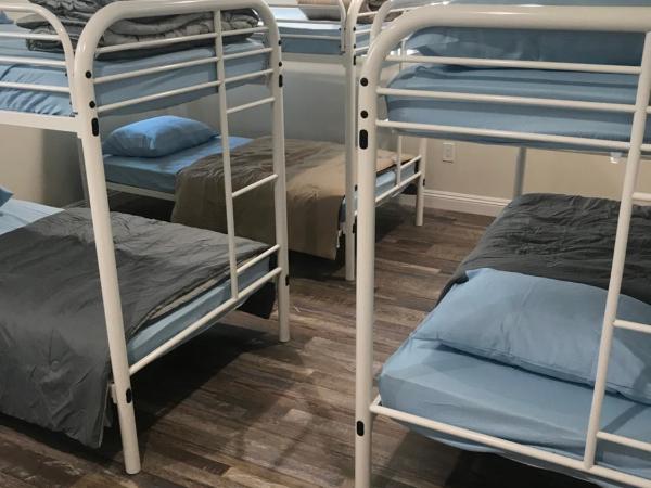 A1 LA City Hostel : photo 3 de la chambre lit superposé dans dortoir mixte