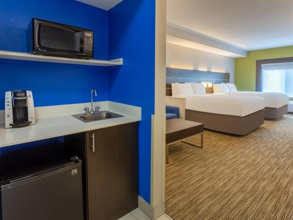 Holiday Inn Express Arrowood, an IHG Hotel : photo 3 de la chambre suite avec 2 lits queen-size