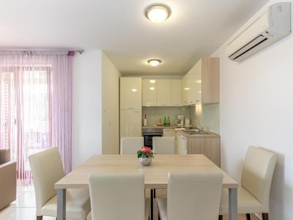 Apartments Mike : photo 5 de la chambre appartement 2 chambres