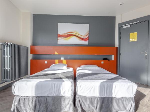 Hotel Esplanade : photo 1 de la chambre chambre lits jumeaux
