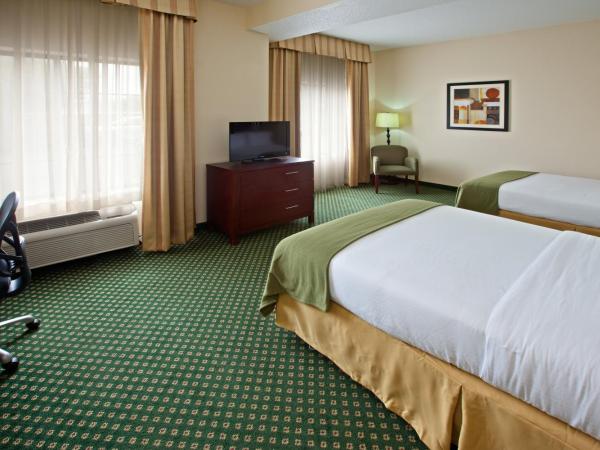 Holiday Inn Express & Suites Indianapolis - East, an IHG Hotel : photo 6 de la chambre suite double avec 2 lits doubles - non-fumeurs