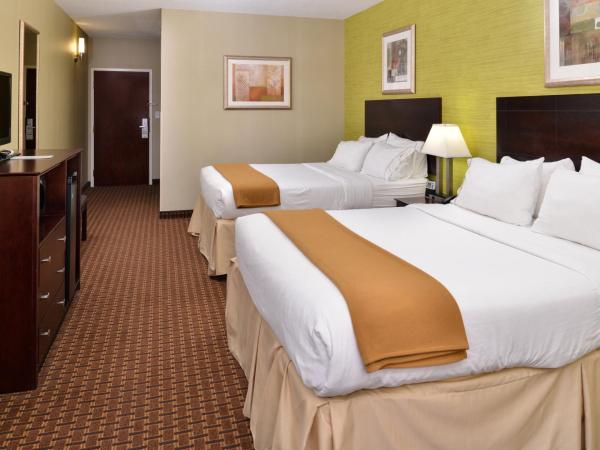 Holiday Inn Express Hotel & Suites Indianapolis W - Airport Area, an IHG Hotel : photo 1 de la chambre chambre avec 2 grands lits queen-size 