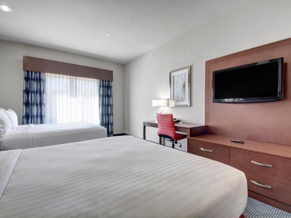 Holiday Inn Express and Suites Oklahoma City North, an IHG Hotel : photo 6 de la chambre suite 2 chambres avec lits queen-size