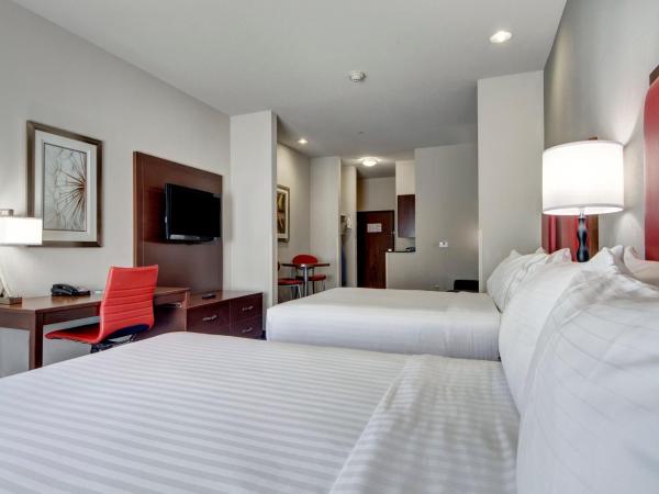 Holiday Inn Express and Suites Oklahoma City North, an IHG Hotel : photo 5 de la chambre suite 2 chambres avec lits queen-size