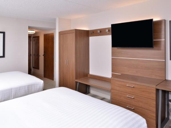 Holiday Inn Express Hotel & Suites Indianapolis Dtn-Conv Ctr, an IHG Hotel : photo 2 de la chambre chambre lit queen-size - accessible aux personnes à mobilité réduite