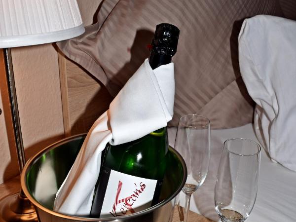 Hotel- Restaurant Kerzan´s : photo 3 de la chambre chambre double ou lits jumeaux avec salle de bains