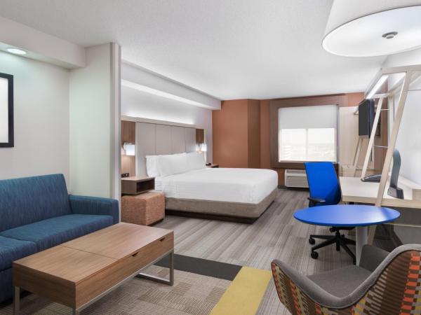 Holiday Inn Express & Suites - Nearest Universal Orlando, an IHG Hotel : photo 6 de la chambre suite lit king-size – non-fumeurs