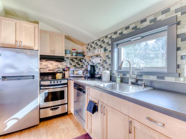 Upscale NE Portland Guesthouse : photo 6 de la chambre studio
