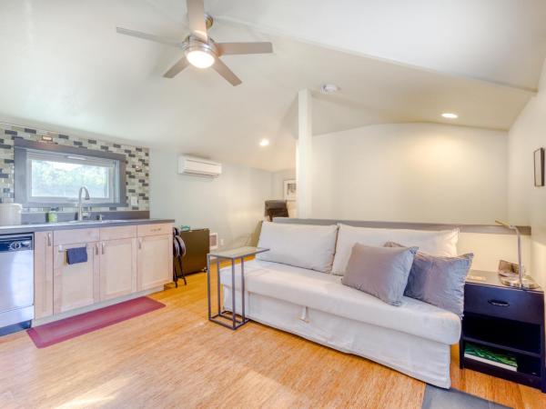 Upscale NE Portland Guesthouse : photo 7 de la chambre studio