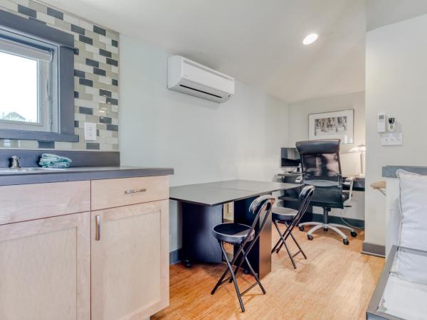Upscale NE Portland Guesthouse : photo 10 de la chambre studio