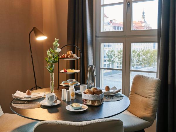 Steigenberger Hotel de Saxe : photo 4 de la chambre suite - parking gratuit