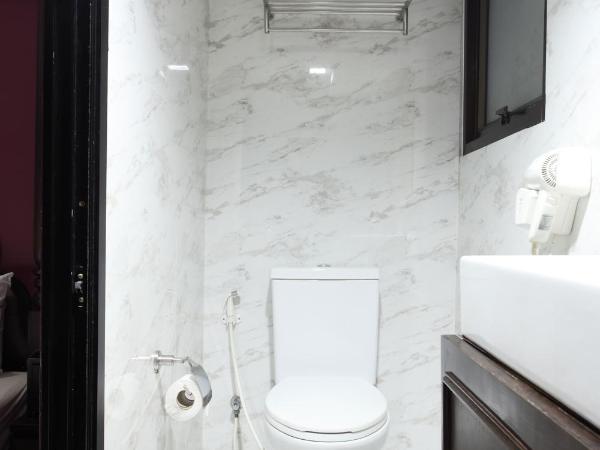 Violet Tower at Khaosan Palace : photo 6 de la chambre chambre double violet