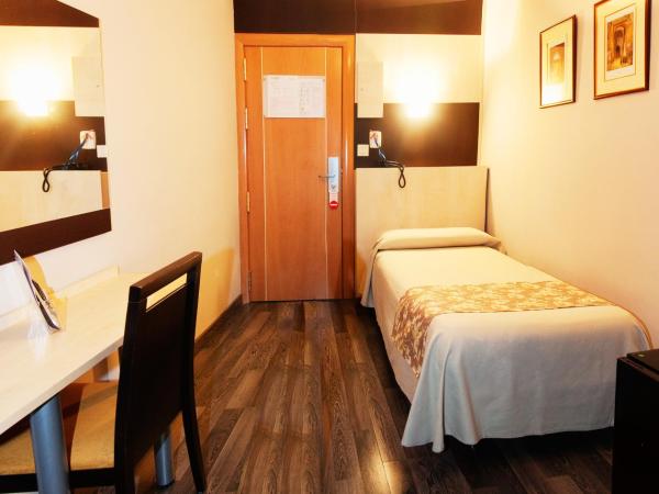 Hotel Universal : photo 1 de la chambre chambre simple