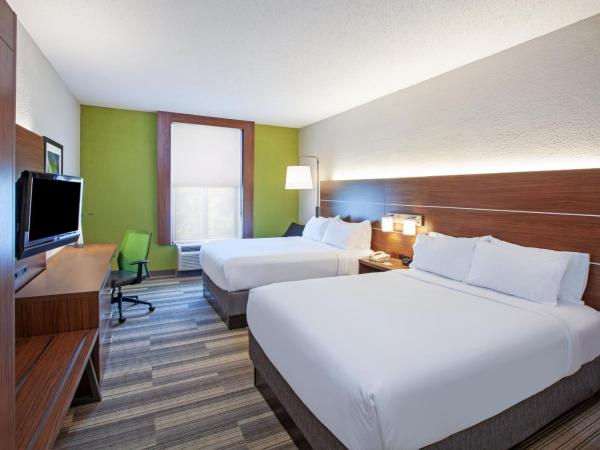 Holiday Inn Express & Suites Houston - Memorial Park Area, an IHG Hotel : photo 1 de la chambre chambre standard avec 2 lits queen-size