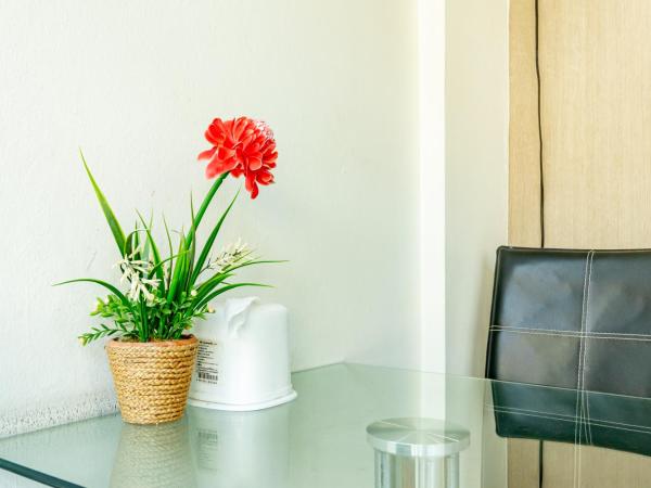 Riski Residence Bangkok-noi - Wasit Apartment : photo 1 de la chambre chambre double standard