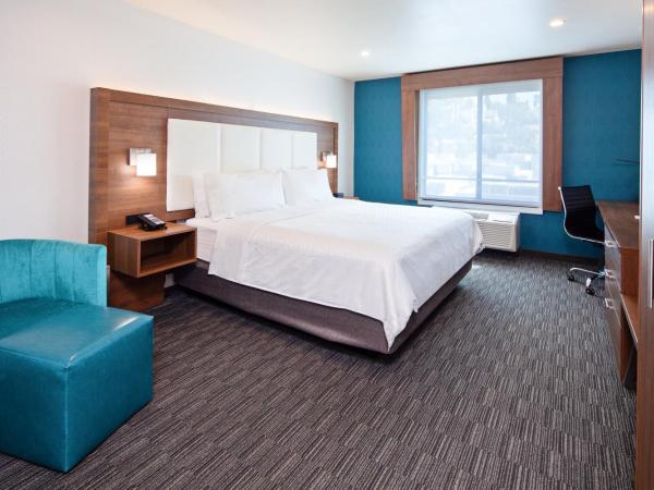 Holiday Inn Express Hollywood Walk of Fame, an IHG Hotel : photo 1 de la chambre chambre standard lit queen-size