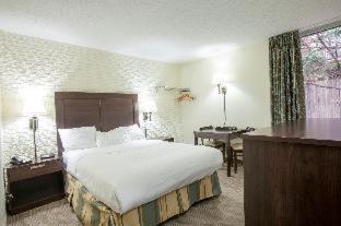 Inns of Virginia Arlington : photo 1 de la chambre room #28672107