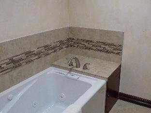 Nite Inn at Universal City - Walking Distance to Universal Studios Hollywood : photo 7 de la chambre room #5696414