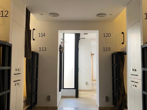 Hostel Numero Trece : photo 3 de la chambre lit dans un dortoir mixte de 16 lits