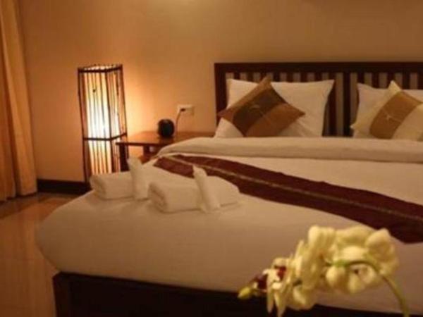 Baankhun Chiang Mai Hotel : photo 1 de la chambre chambre deluxe double ou lits jumeaux