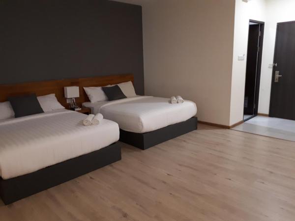 Hotin Inn : photo 2 de la chambre suite familiale