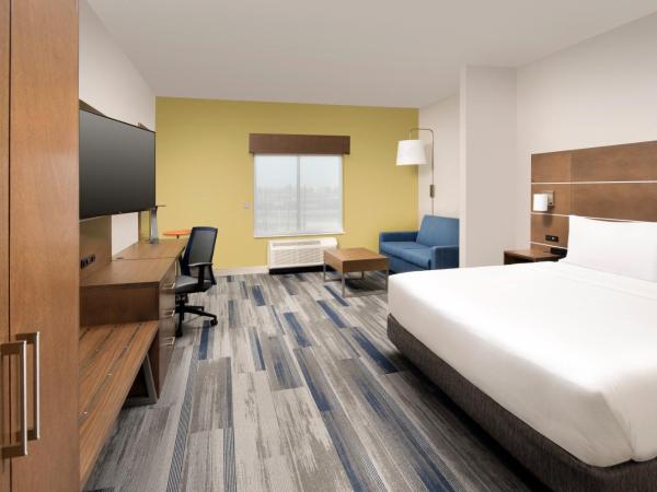 Holiday Inn Express & Suites San Antonio North-Windcrest, an IHG Hotel : photo 2 de la chambre suite 1 chambre - accessible aux personnes malentendantes