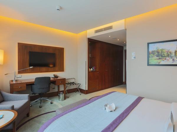Crowne Plaza Istanbul Oryapark, an IHG Hotel : photo 4 de la chambre chambre lit king-size standard - Étage supérieur