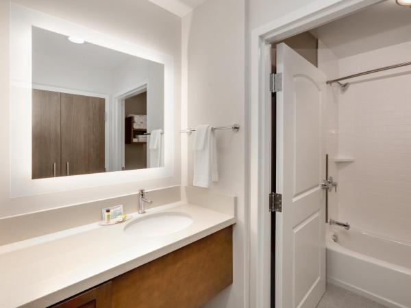 Staybridge Suites - Oklahoma City - Downtown, an IHG Hotel : photo 2 de la chambre suite studio lit king-size