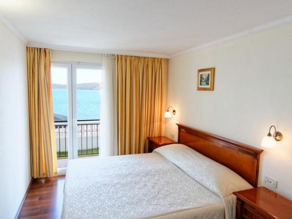 Hotel Val All Inclusive : photo 1 de la chambre chambre familiale avec balcon - vue sur mer