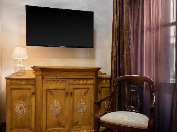 Old Town Suites : photo 6 de la chambre studio standard avec balcon