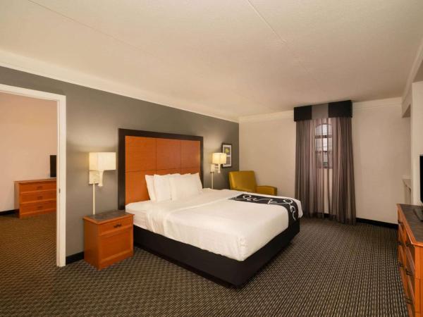 La Quinta Inn by Wyndham Nashville South : photo 6 de la chambre suite 1 chambre lit king-size - non-fumeurs