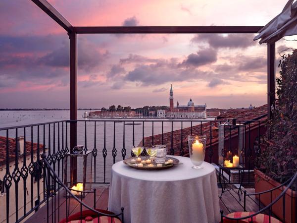 Hotel Metropole Venezia : photo 1 de la chambre suite avec terrasse
