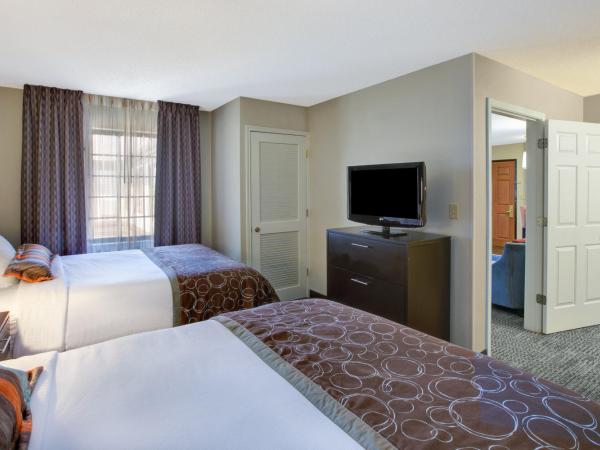 Staybridge Suites Louisville - East, an IHG Hotel : photo 4 de la chambre suite 2 chambres avec canapé-lit - non-fumeurs