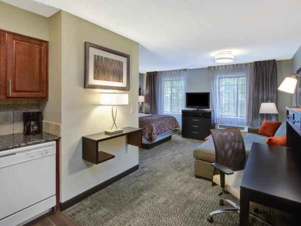 Staybridge Suites Louisville - East, an IHG Hotel : photo 4 de la chambre suite studio queen