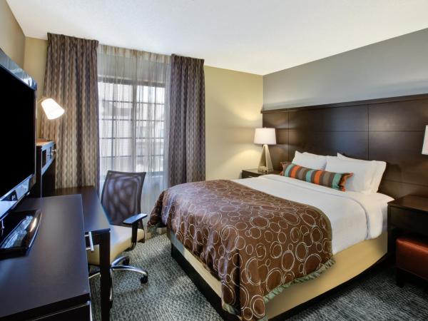 Staybridge Suites Louisville - East, an IHG Hotel : photo 3 de la chambre suite 2 chambres avec canapé-lit - non-fumeurs