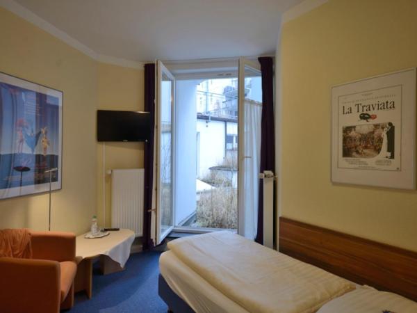 ALPHA Hotel Garni : photo 4 de la chambre chambre simple