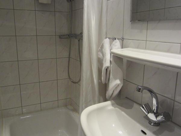 Altstadt Hotel Rheinblick : photo 4 de la chambre chambre simple