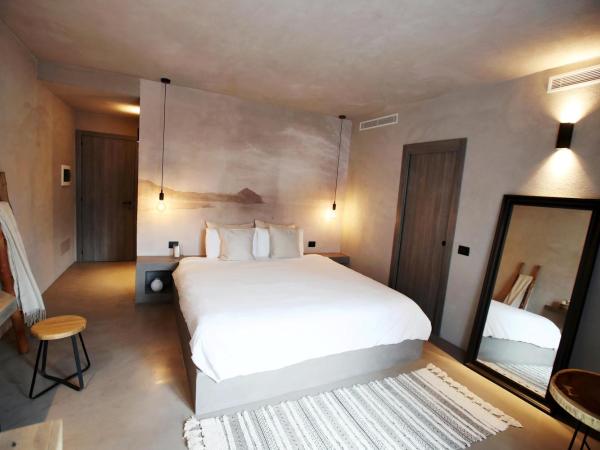 Casa Nostra Boutique Hotel & Spa : photo 2 de la chambre suite lit king-size avec baignoire spa